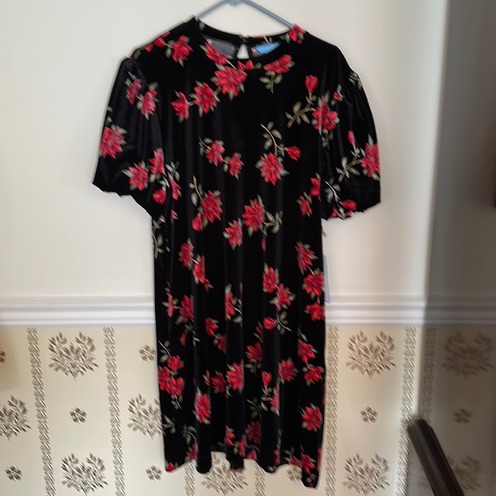 NWT Draper James RSVP Velvet Floral Shift Dress XXL Black Short Sleeves Red